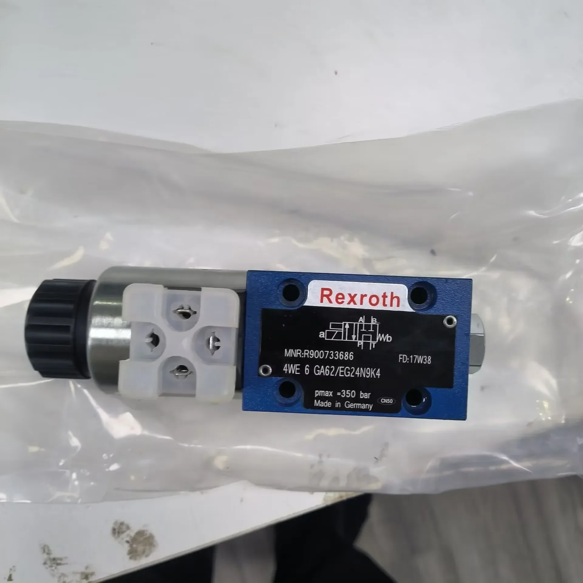 

IN STOCK NEW New Electromagnetic Directional Valve 4WE6GA62/EG24N9K4 Hydraulic Valve