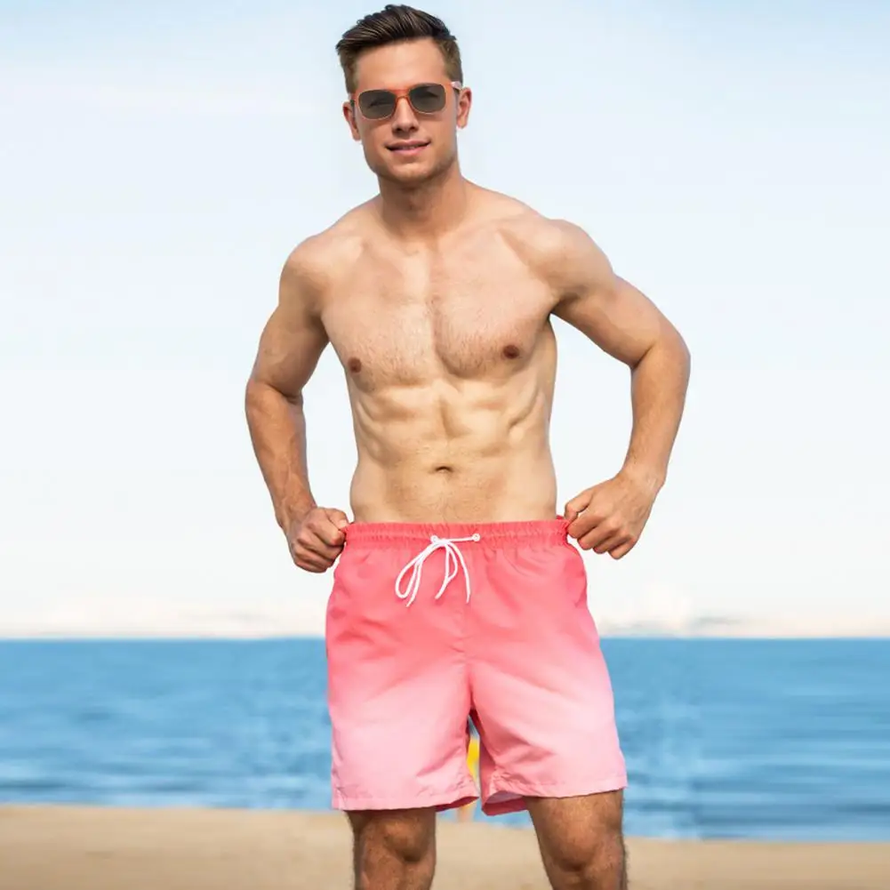 Comfortable Sports Shorts Lightweight Breathable Shorts Stylish Men's Beach Shorts with Gradient Contrast for Casual for Men