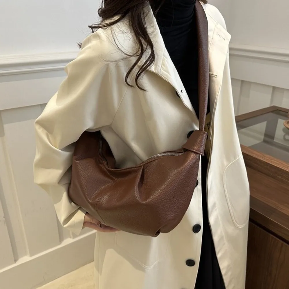 ソフトレザークロワッサンクロスボディバッグヴィンテージ大容量餃子ショルダーバッグ韓国スタイルソリッドカラープリーツホーボスバッグ