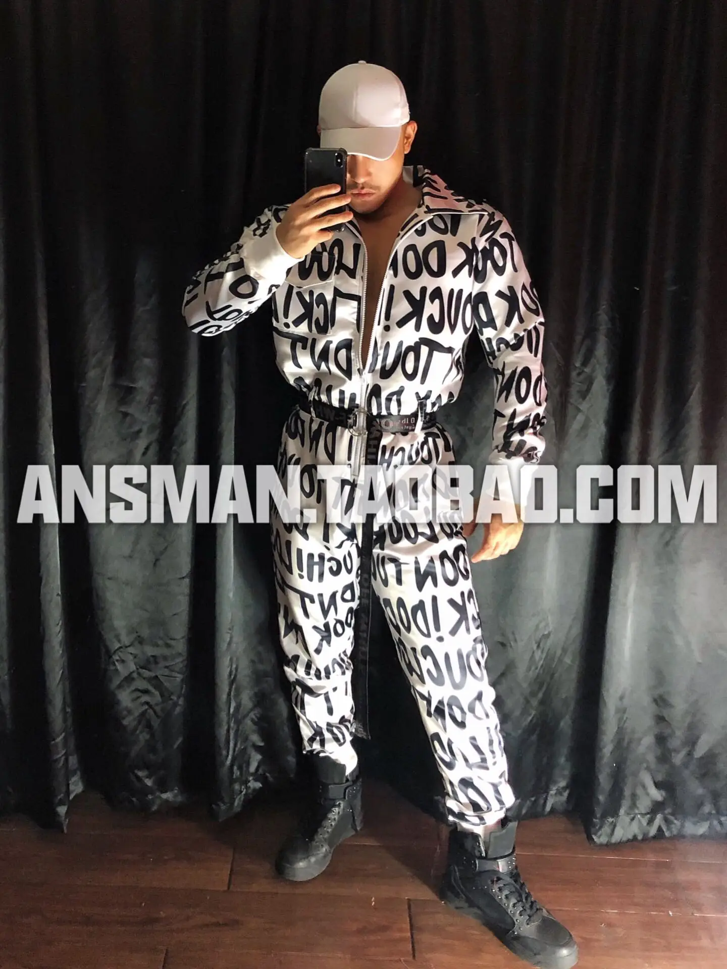 

Fashion Black White Long Sleeve Letter Jumpsuit Men Clothing Bar Nightclub Party Singer Overalls Costumes Survetement Homme