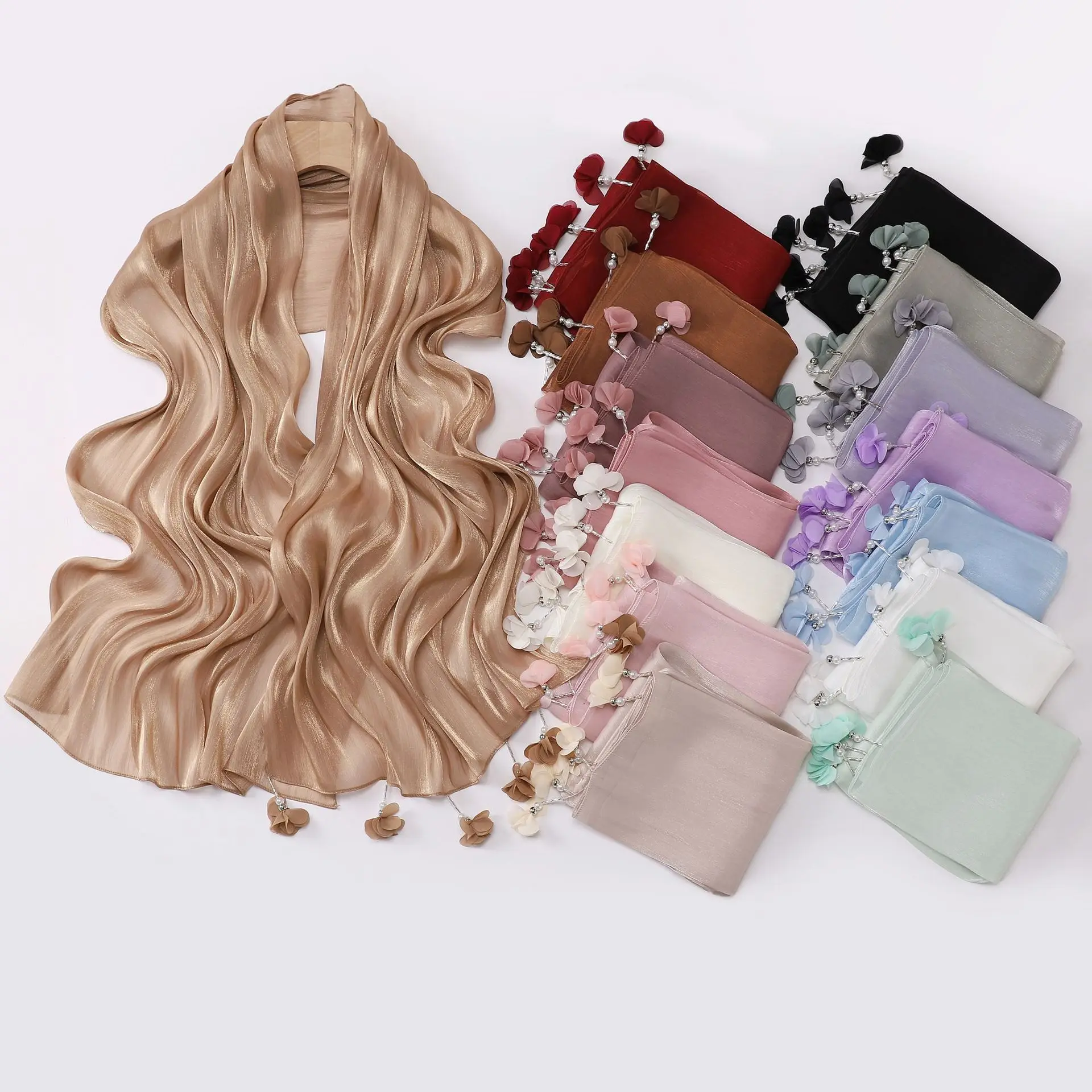 New Shinny Flower Scarf Malaysian Headscarf Muslim Hijab Women Islam Shawls Wrap Turban Tassel Beads Scarves Bandanas Bufanda