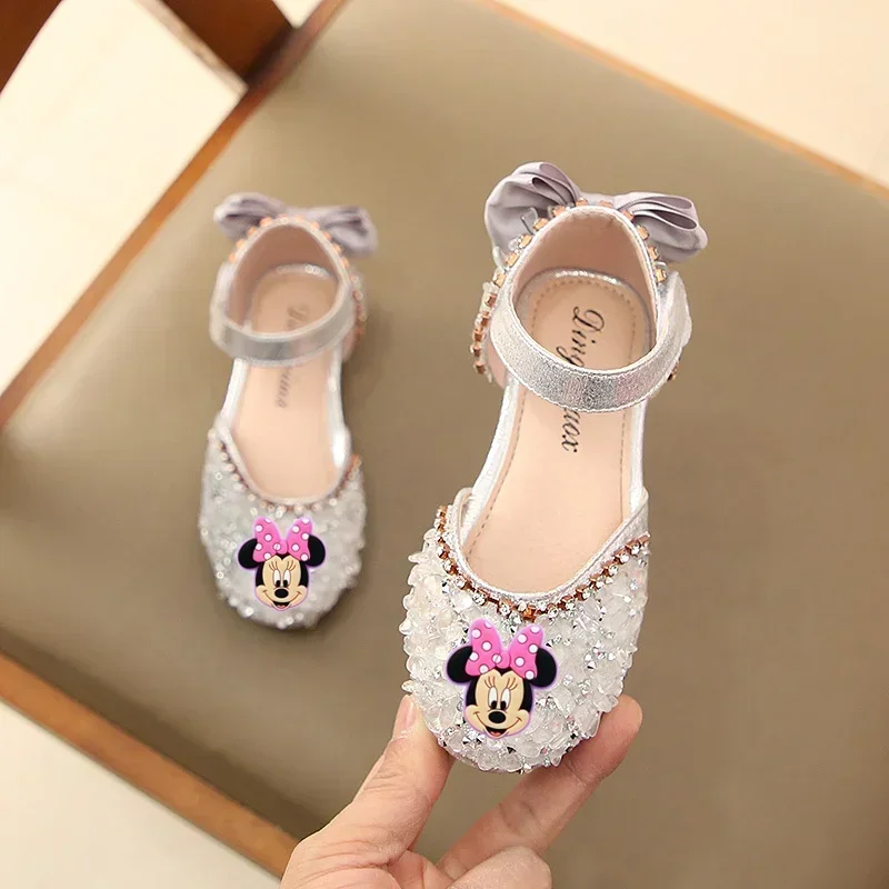 

Disney Mickey Mouse Girls Show Shoes Summer New Girls Baby Princess Shoes Children Baotou Soft Sole Crystal Shoes Sandals