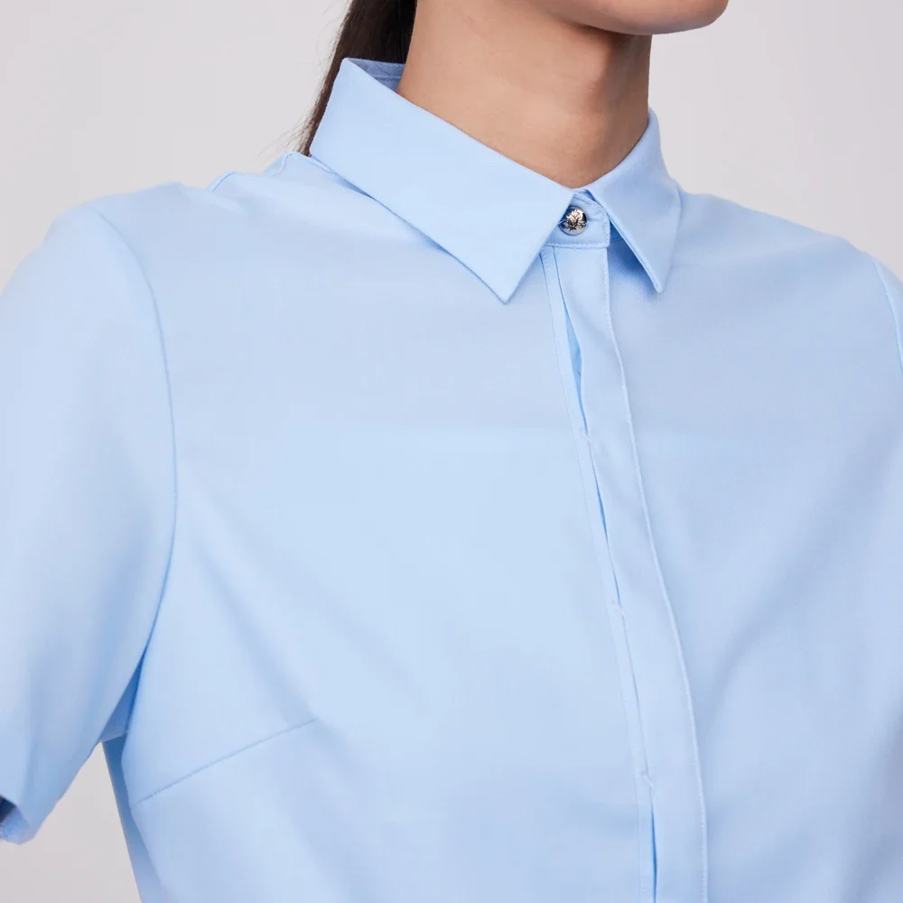 Camisa de manga corta con solapa y botones ocultos para mujer, blusa de trabajo sencilla, camisas de vestir ajustadas informales de verano ligeras y elásticas