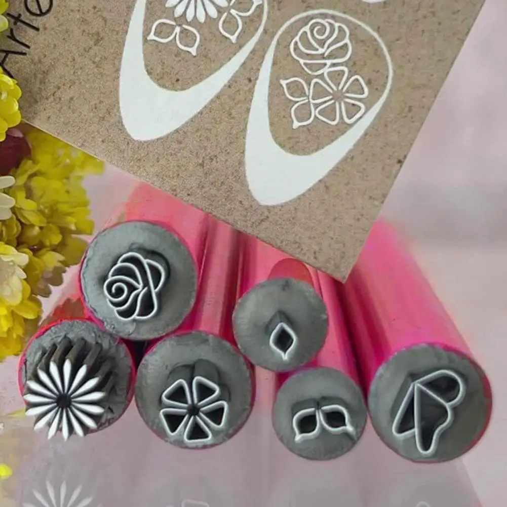 1/4/6Pcs Nail Art Stamp Pen Set with Floral Butterfly Patterns Nail Stamp Pen Stamping Plate Nail Art Stamper Kit for Women Girl