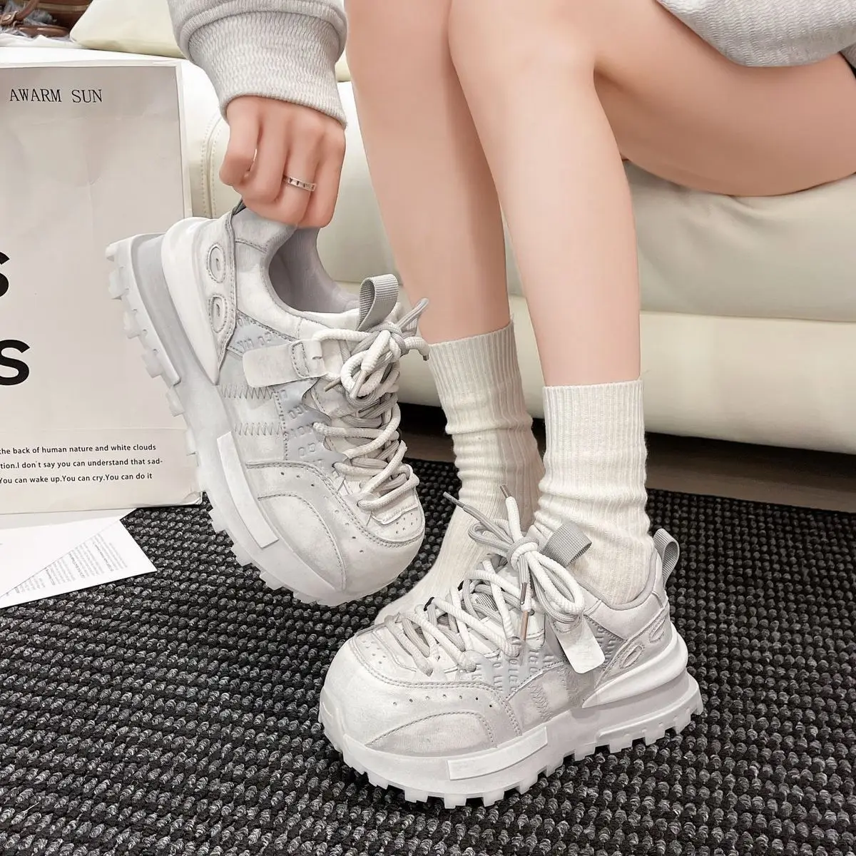 Autumn Vintage Chunky Sneakers for Women Slim Fit Petal Toe German Trainer Color Blocked Suede Soft Foam Insole