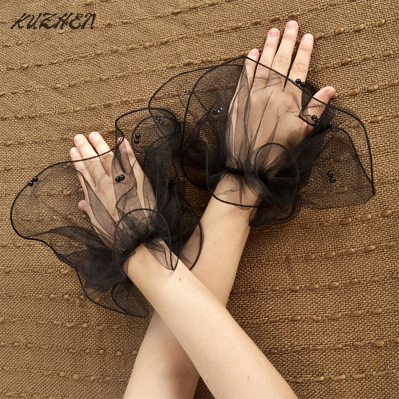 

1Pair Flare Bead Sleeve Manicure Photo Background Wedding Tulle Cuffs Handheld Shooting Decoration Nail Enhancement Photography