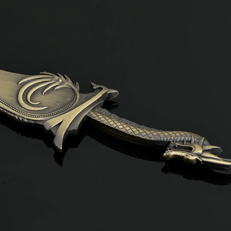 20 cm/7,87 in Anime Peripherie Dragon Slayer Messer Anlehnen auf den Drachen Slayer Metall Alte Schwert Spielzeug Handwerk Anhänger jungen Geschenk