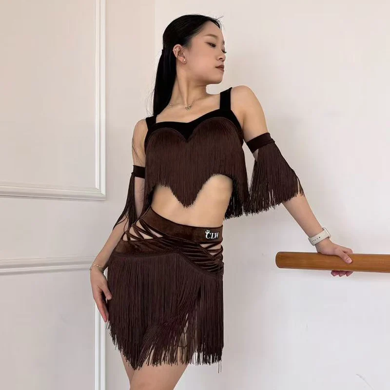 

Cha Cha Latin Dance Costume Women Brown Tassel Tops Skirt Rumba Samba Dance Performance Clothes Latin Practice Wear Set DNV23388