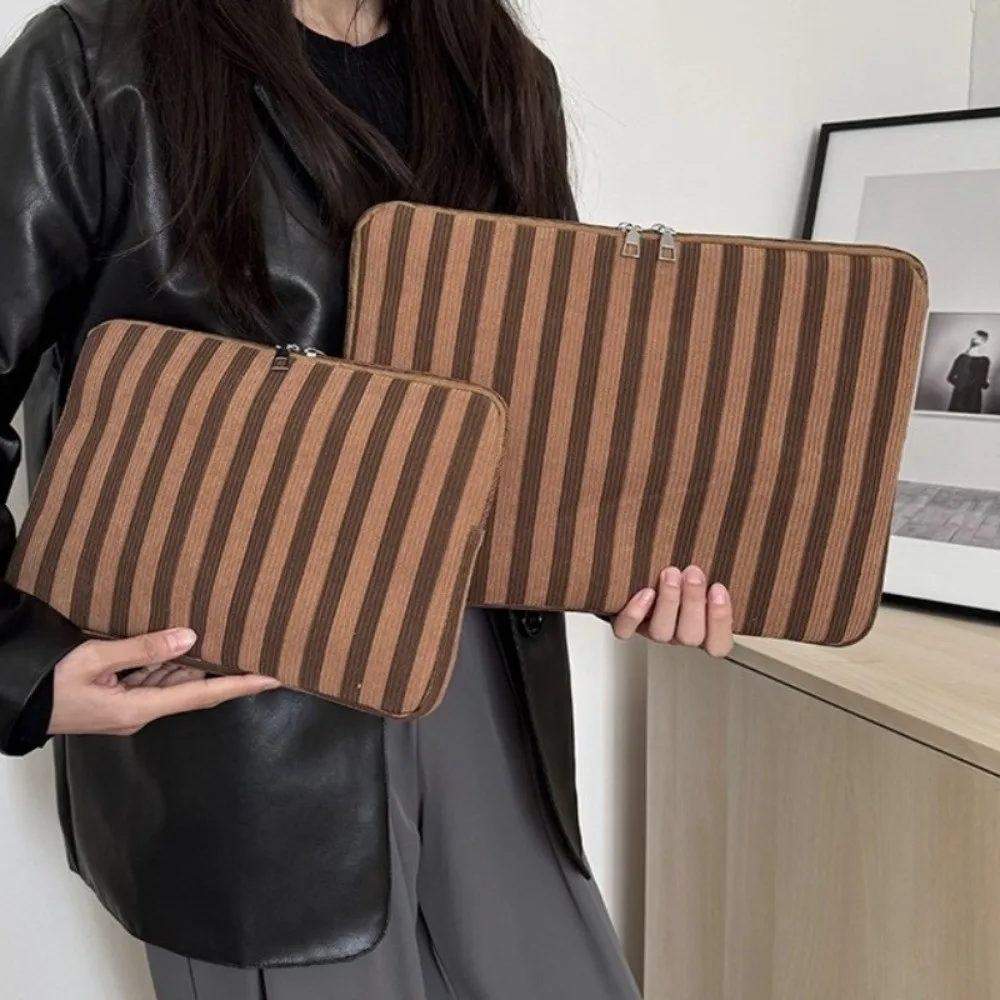 Striped Design Corduroy Laptop Sleeve Soft Interior Padded Protection Tablet Laptop Case Durable Fabric 11-14 Inch
