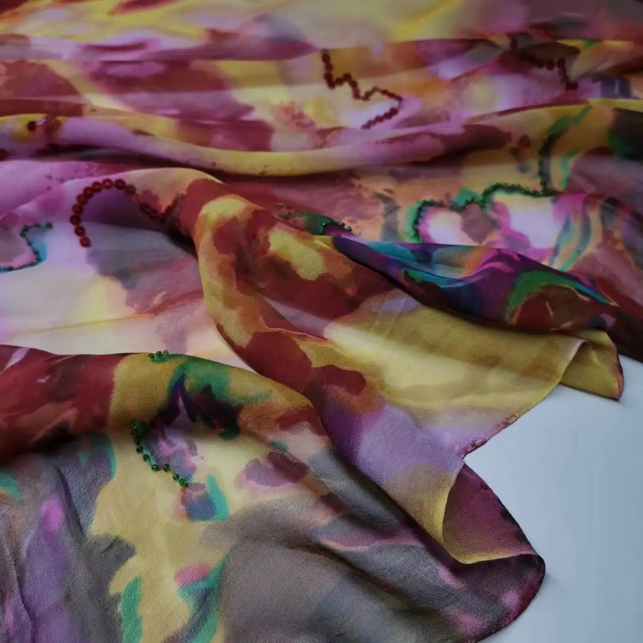 

112CM Wide Comfortable Silk Fabric for Summer Green Red Printed Dress Blouse DIY Sewing Material R1940