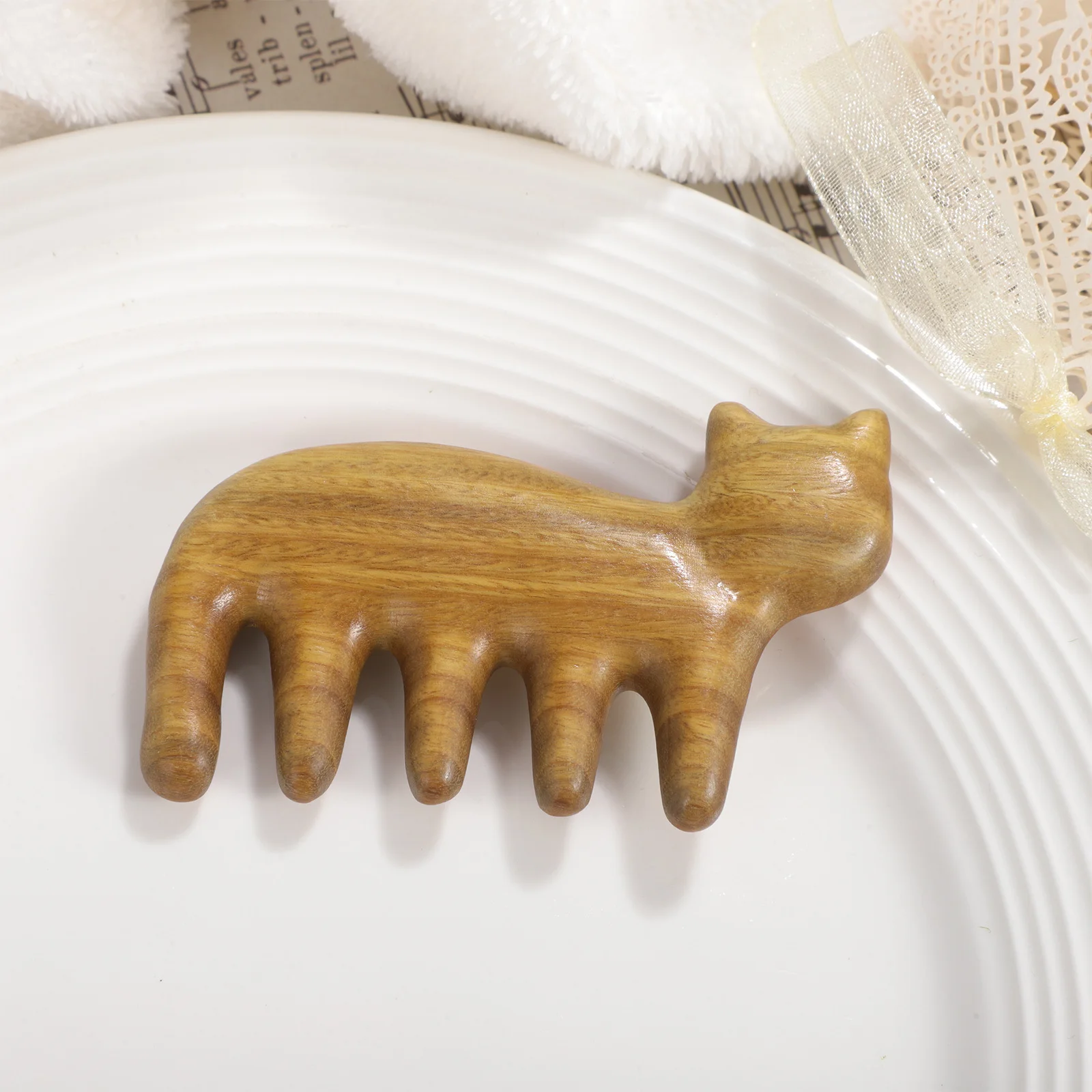 

Massage Comb Cat Shape Wide Tooth Scalp Scraper Head Massager Comb Hair Smooth Scalp Relax Massager Cute Massage Tool