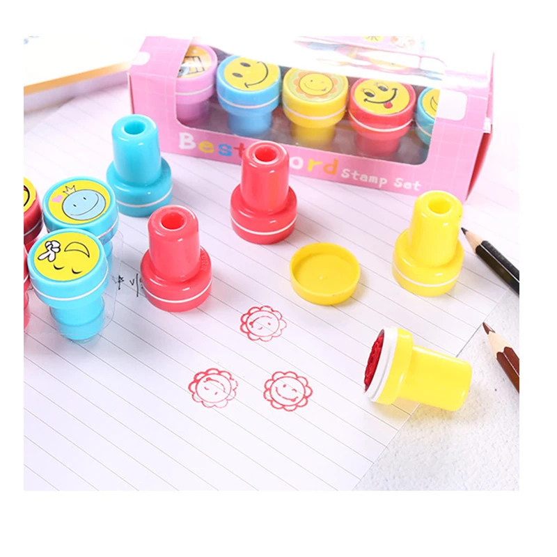 10Pcs/Set 1 Box Smiling Face Cartoon Seal Assorted Stamps for Kids Self-Ink Cartoon Stamps Party Favor Children Treasure Box