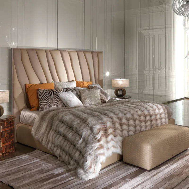 Letto matrimoniale in pelle