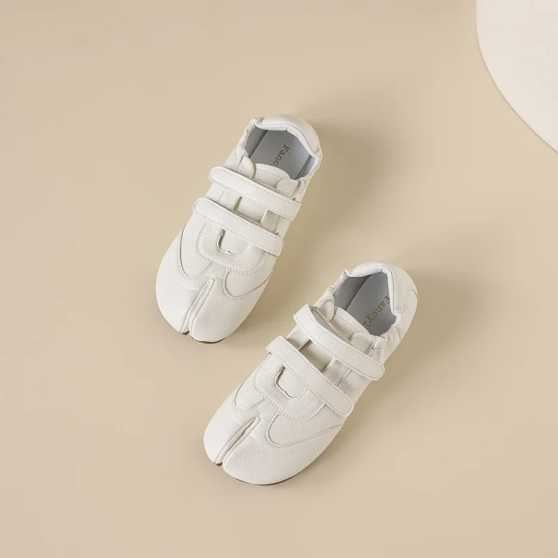 Split Toe Women Flats Smooth Matte Leather Tabi Mary Janes Double Velcro Casual Walking Shoes Japanese Style Vintage Chic Design