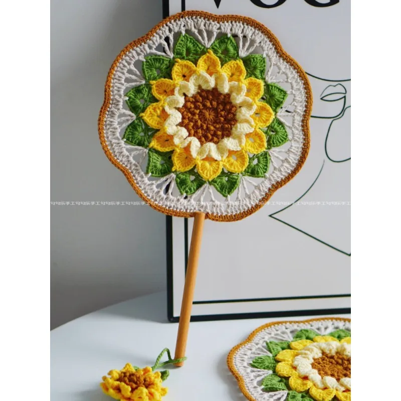 Handmade Antique Sunflower Ball Fan Wool Knitting Material Crochet Wool Creative Gift