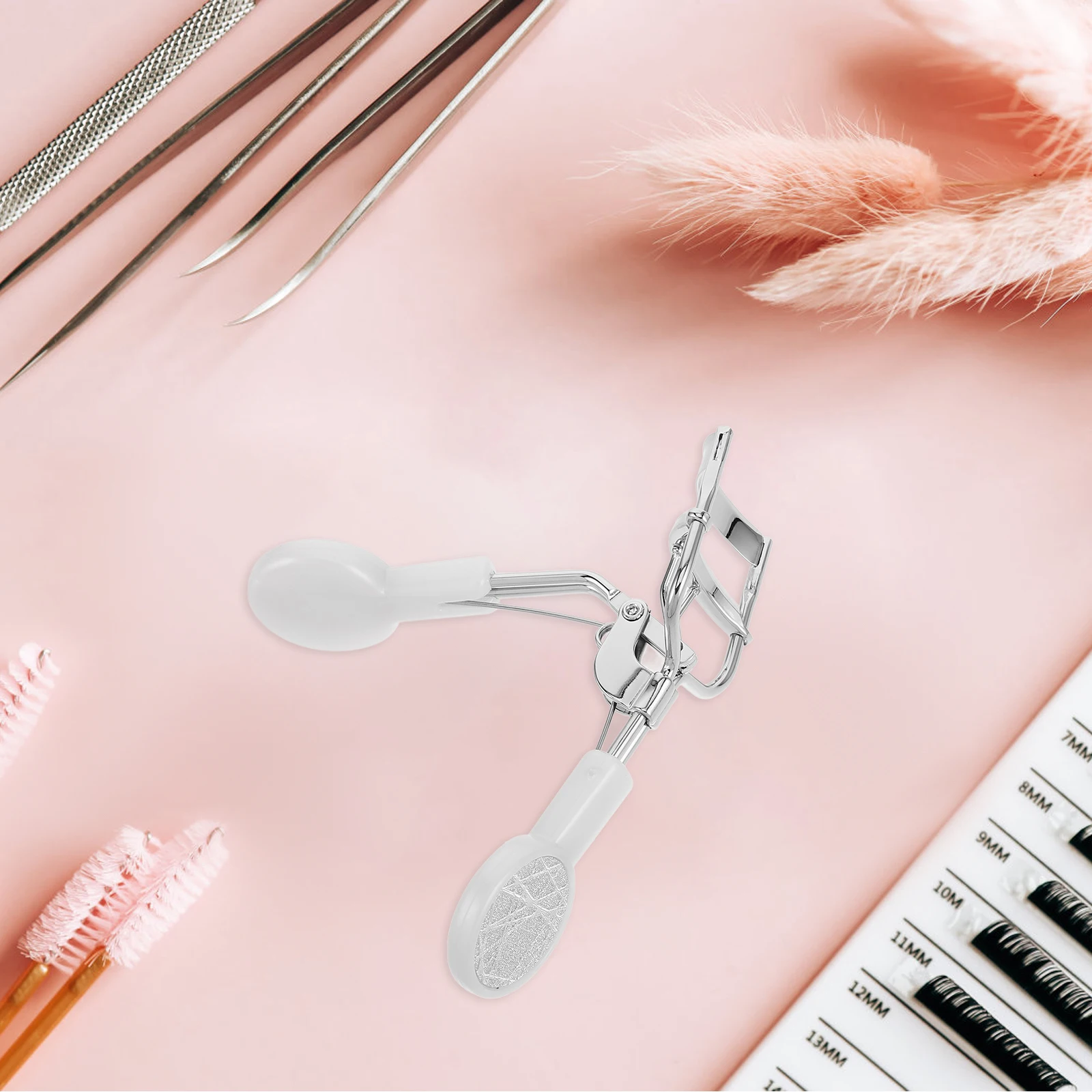 

Eyelash Curler Rhinestone Stainless Steel Wide Mouth Easy Grip No Pinching Instant Curl Travel Mini Bling Lash Curler For