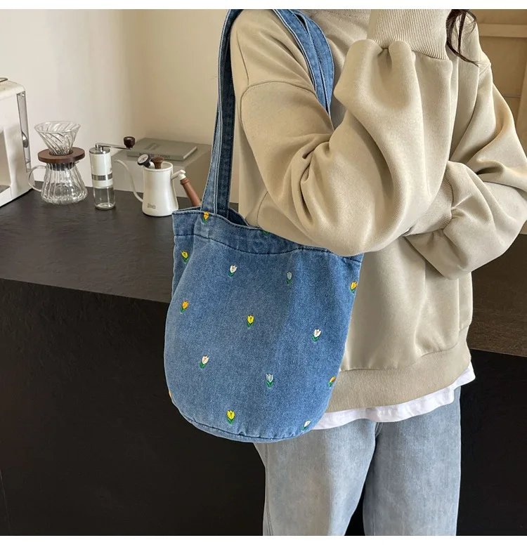 

Джинсовые сумки-ведра с вышивкой, женская большая вместительная сумка-тоут, сумка на плечо, женские портативные сумки для покупок, модный дизайн, 2025 bolsa