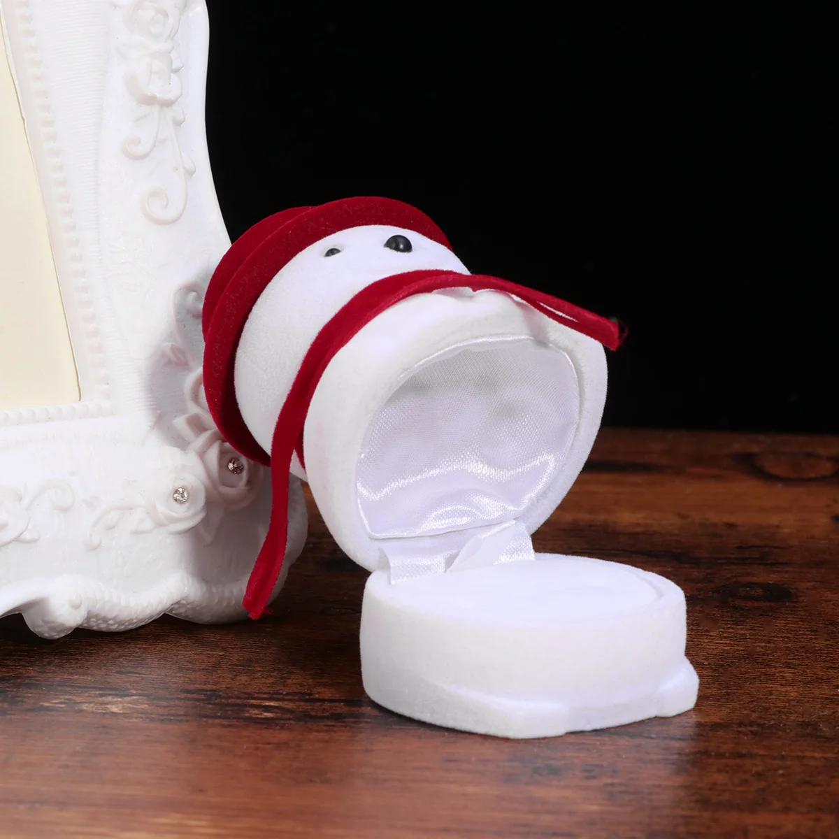 

Snowman Shaped Jewelry Box Flannel Material Earrings Necklace Ring Holder Festive Storage Case Ring Box