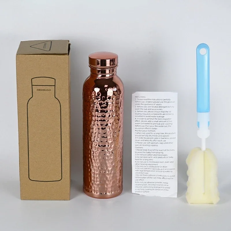 800ML Hammer Pattern Stainless Steel Water Bottle, Electroplated Copper Finish, One-Click Open Lid Outdoor Sports Drink Bottle