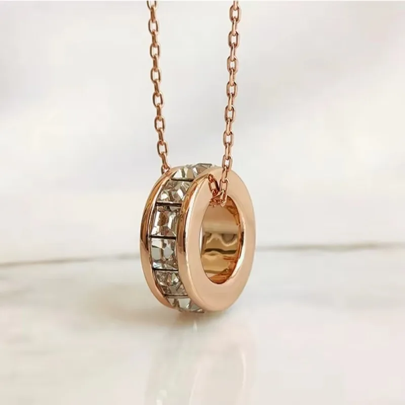 

Circle Ring Pendant Necklace Embellished with Swarovski Crystals Copper Rose Gold Plated Women Jewelry Bridal Valentine Gift