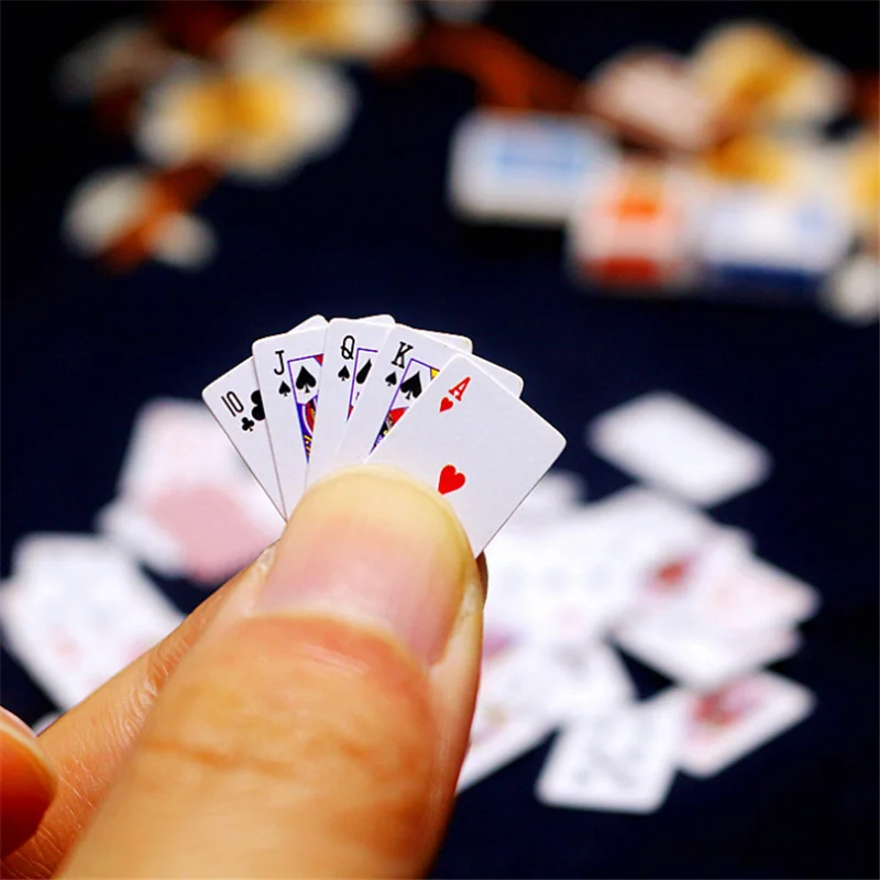 2Sets Mini Poker Playing Cards Random Funny Models Poler Cute Miniature Games 1:12 Doll Toys Decorative Dollhouse Accessories