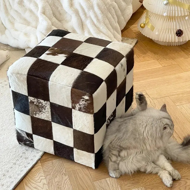 Pouf cube bohème en cuir de vachette à carreaux, repose-pieds multifonctionnel pour salon, chambre et décoration de coiffeuse