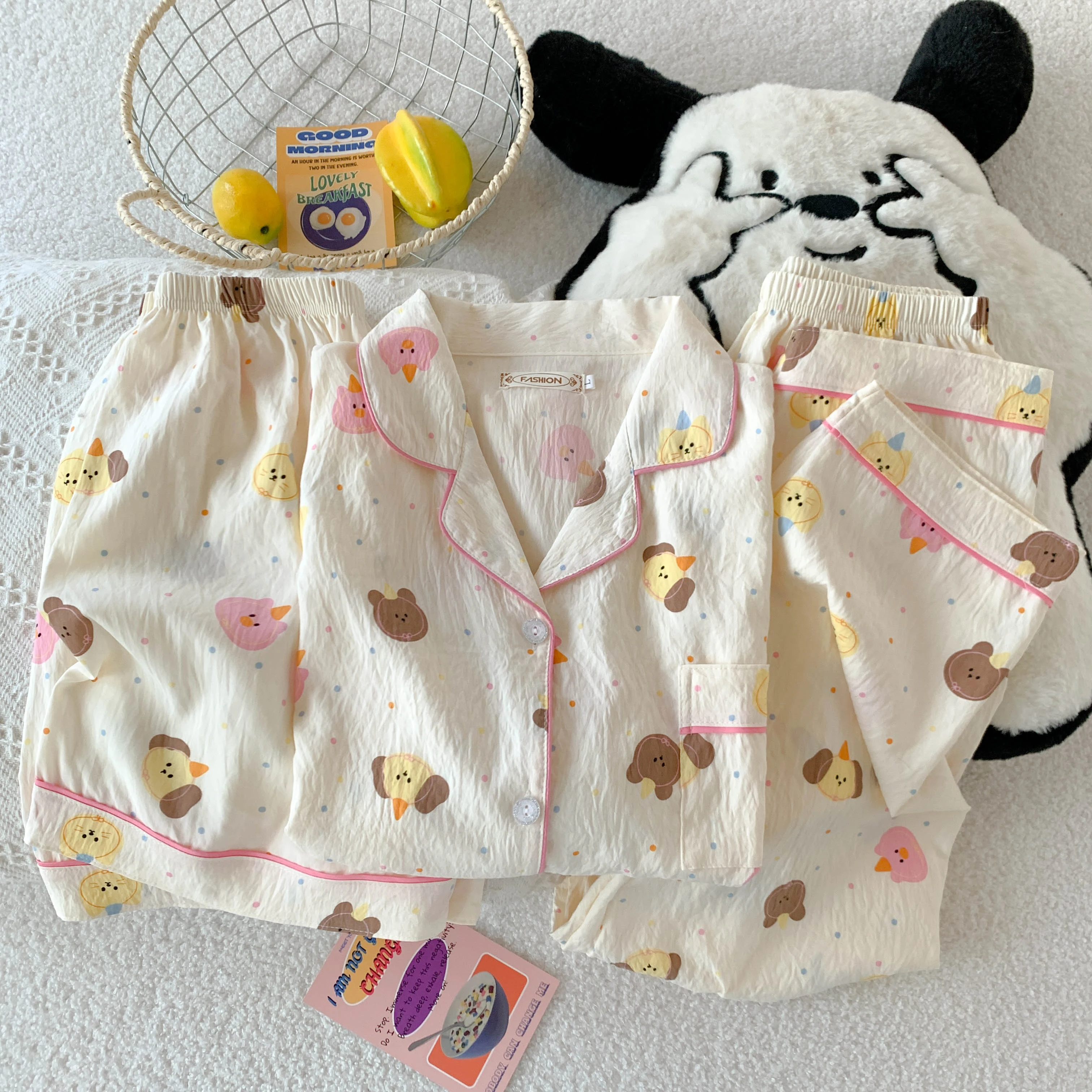 بيجامة صيفية كارديجان بأكمام قصيرة وبنطلون مكون من ثلاث قطع ملابس مريحة غير رسمية برسوم كارتونية لطيفة