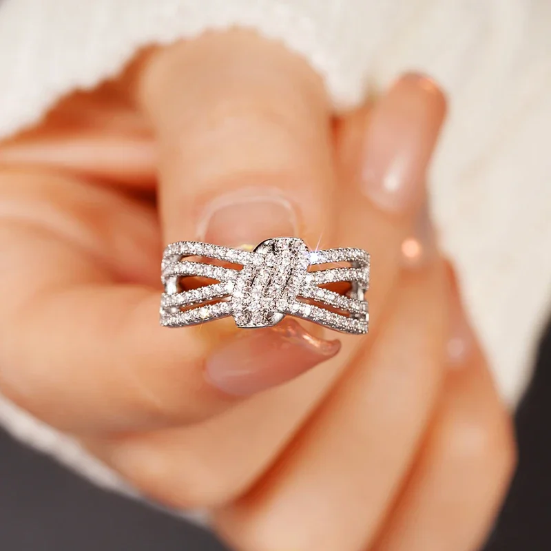 Huitan Romantic Knot Shape Rings for Lady with Brilliant Cubic Zirconia Gorgeous Exquisite Engagement Jewelry Delicate Accessory