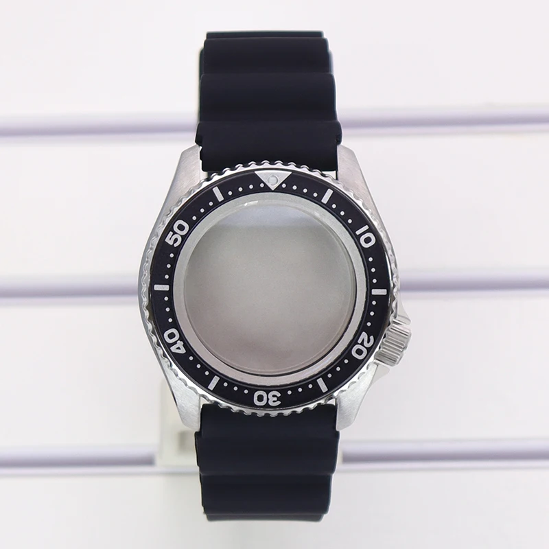 

For 20bar at 3.8 SKX 42mm Diver Watch Case Sapphire Glass For NH35 NH36 NH38 Movement 28.5mm Dial Black bezel Black chapter ring
