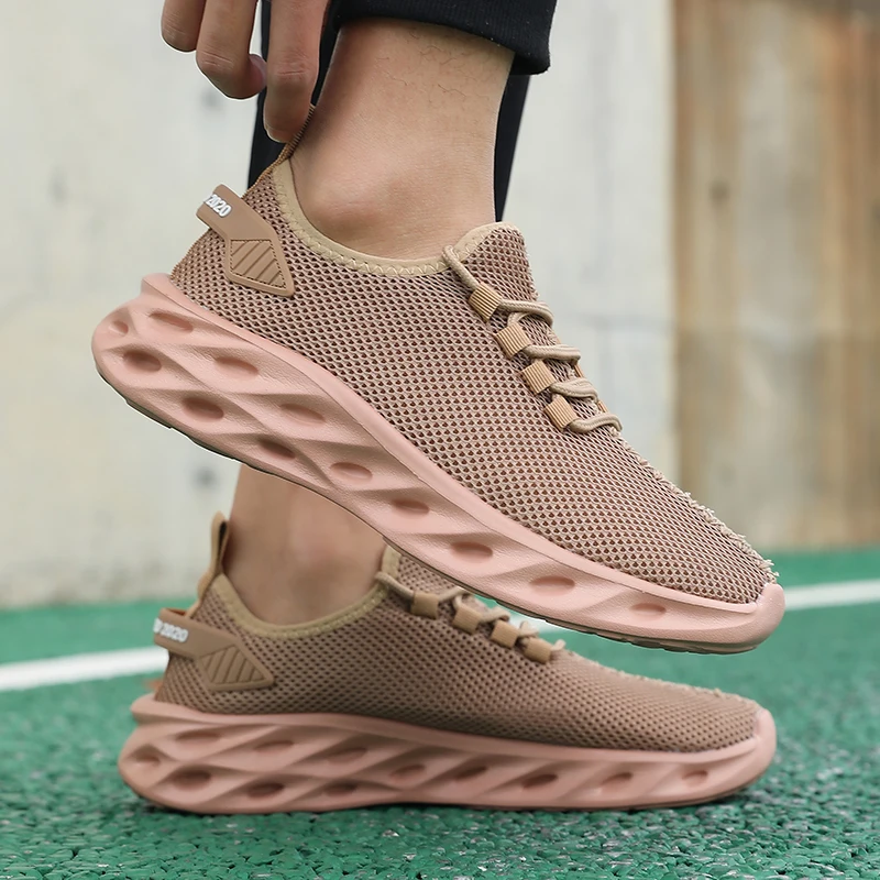 여름 남성 캐주얼 스포츠 신발 통기성 경량 운동화 야외 메쉬 블랙 운동화 운동 조깅 테니스 걷기