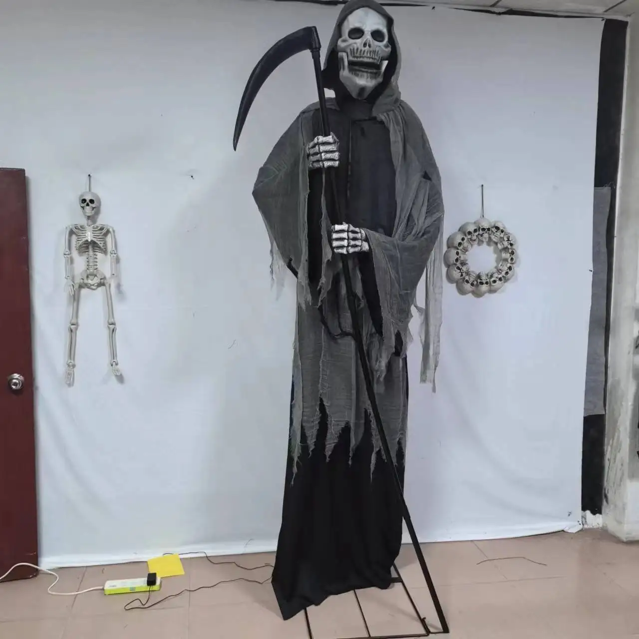 

Cross-border new products Sickle Skull Halloween Party Funny Garden Decoration Outdoor Scene Arrangement