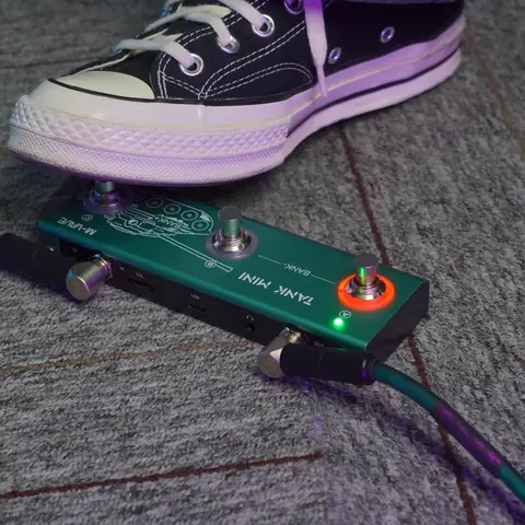 गिटार और बेस के लिए M-VAVE टैंक मिनी मल्टी-इफेक्ट पेडल - IR, OTG रिकॉर्डिंग, बिल्ट-इन एम्प, कैब, डिले, मॉड, FX और रिवर्ब को सपोर्ट करता है 10 best sales क्यूवेव बास - №10