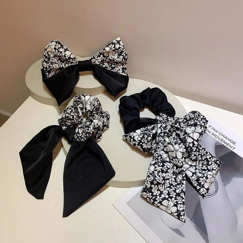 

Ribbon Tail Bow Scrunchie Floral Print Low Ponytail Holder Soft Non Slip for Women Daily Elegant Gentle Off White