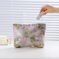 Fashion Mini Women's Makeup Bag Vintage Flower Skincare Lipsticks Storage Pouch Portable Travel Toiletry Bag Coin Purse Handbag