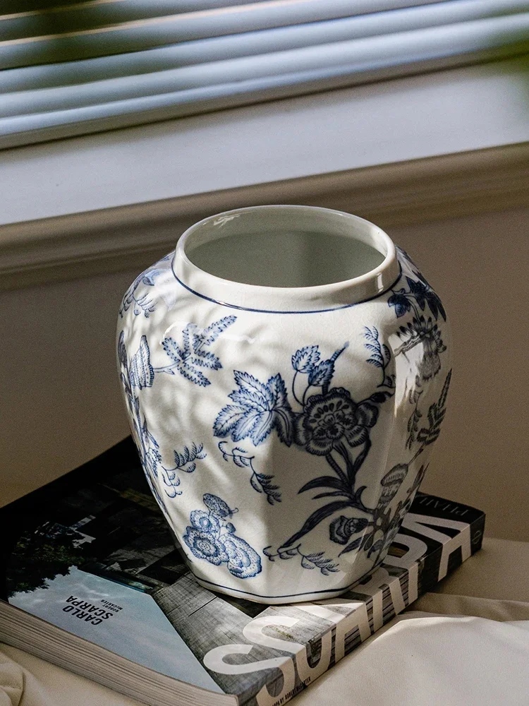 Blue and white porcelain vase ornaments, living room flower arrangements, light luxury high-end ceramics