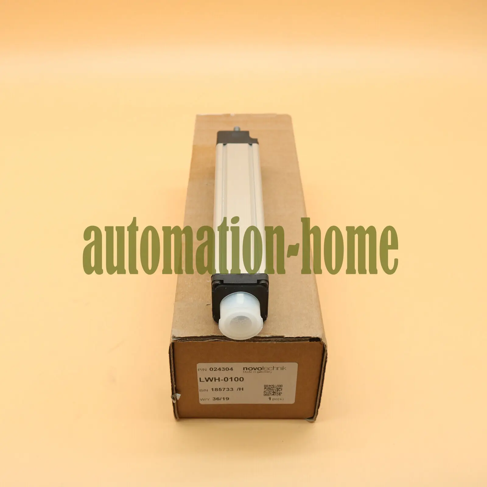 Brand New 1Pc Novotechnik Position Transducer LWH-0100  LWH-100