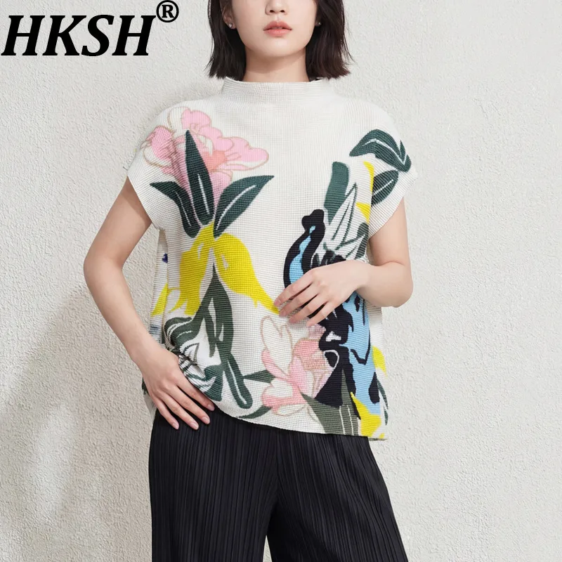 

HKSH Women T-shirt Pleated Printed Short Sleeves Slimming Elegant Trendy Chic Tee High Street Casual Top New Summer 2026 HK21943