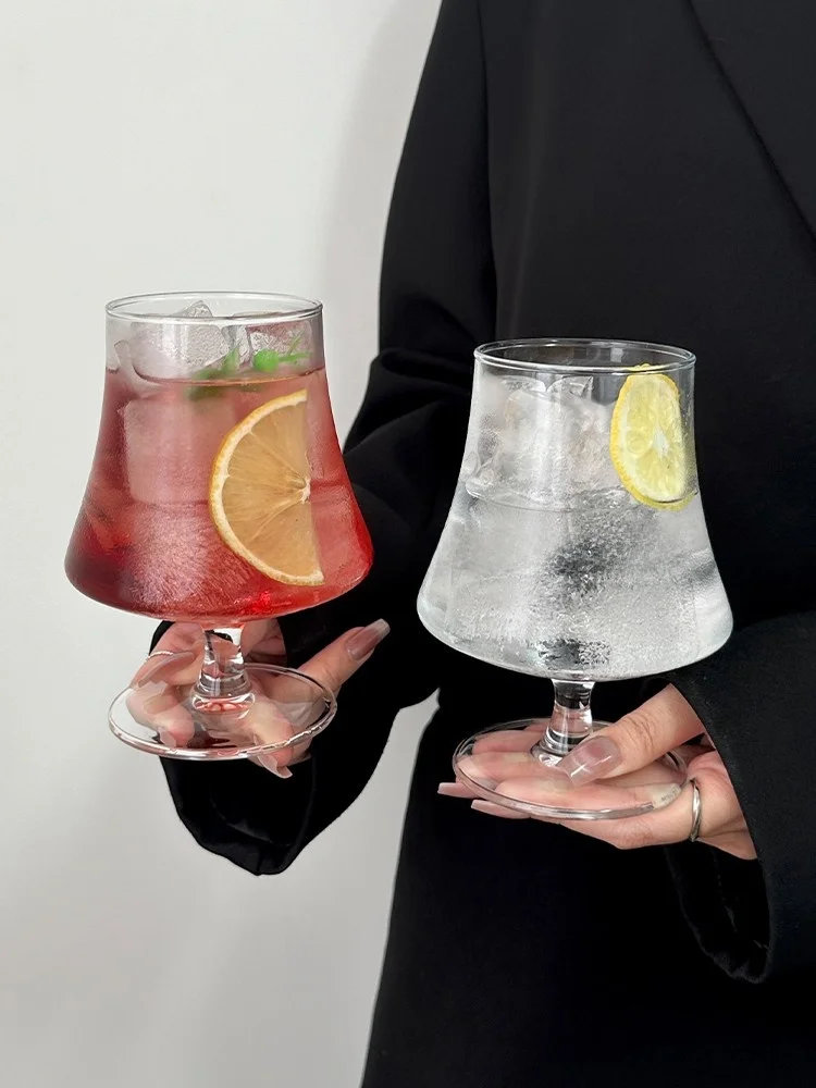 

High Foot Glass Cup Nordic Sle Vintage Transparent Beverage Coffee Soda Water Cup Cotail Cup for Universal Use