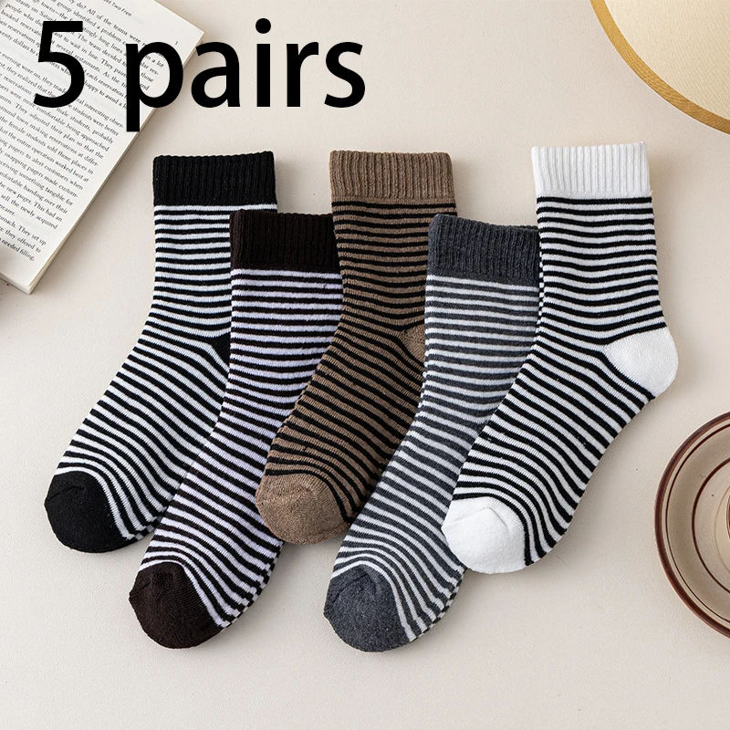 5 Pairs of WOMEN\'S Cotton Mid Length Socks Absorb Sweat, with Medium and Long Sleeves for Warmth and Winter Thick Loop Socks