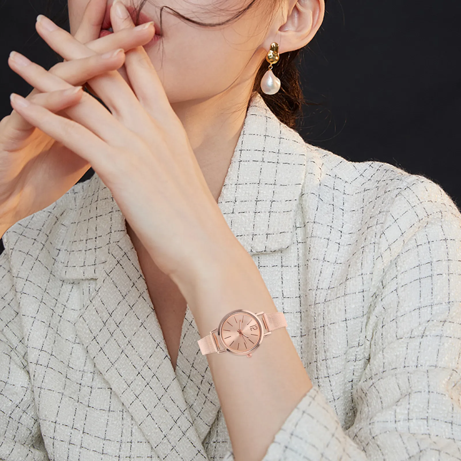 

Women Quartz Watch Rosy Gold Alloy Case Mesh Belt Elegant Fashion Wristwatch Perfect Gift for Her Mother Wife Girlfriend
