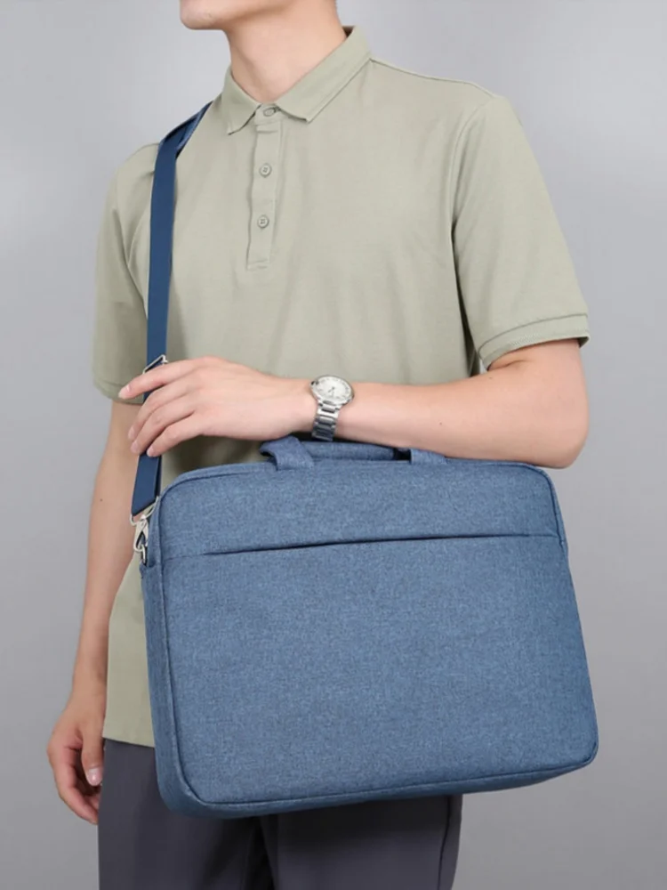 

15.6-inch Laptop Bag: Business & Casual, Large Capacity, Durable, Single-Shoulder Design