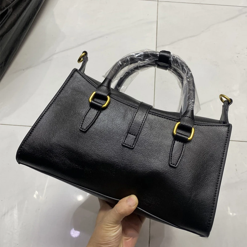 European Retro Messenger Bag Luxury PU Leather Multi-pocket Handbag Simple Commuter Shoulder Bags Cool Belt Buckle Tote Bag