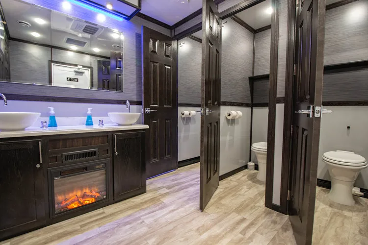 Il rimorchio esterno più venduto con bagno WC pubblico WC mobile per rimorchio