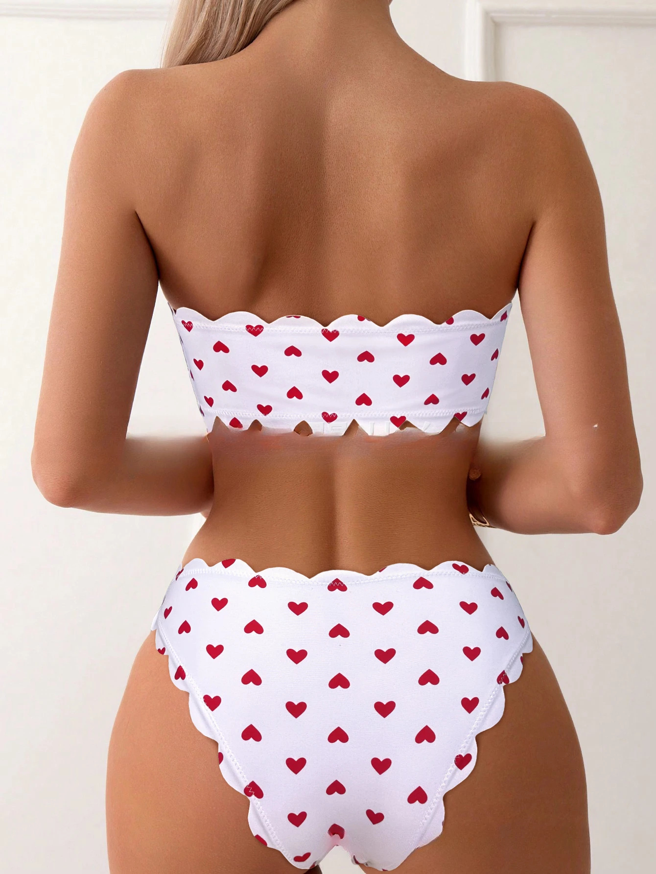 2024 neuer Split-Top-Badeanzug für Frauen mit Retro-Tupfen-Bikini frisch und sexy