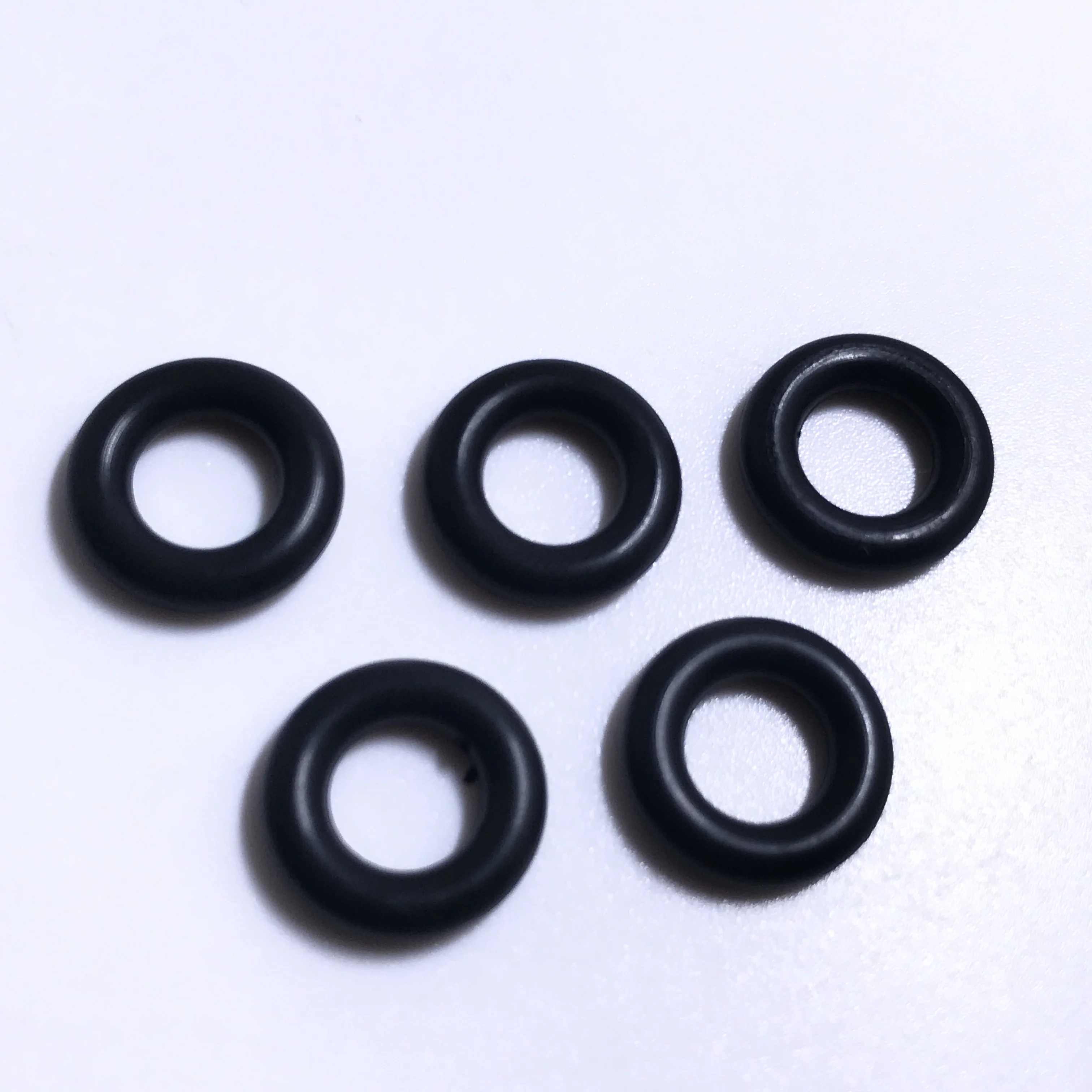 100 PCS Fuel Injector 16600-EN200 FJ1056 FBY2850 Repair Kit O ring SIZE:7.1*2.8MM For Nissan Cube Versa Sentra