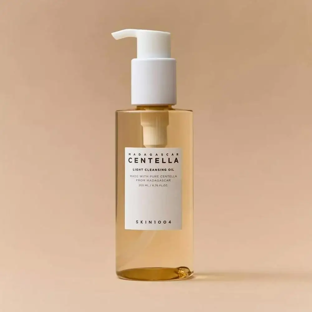 Centella Asiatica Facial Cleansing And Makeup Remover Oil Soothes The Skin, Dissolves Dirt And Moisturizes. Compact And Portable