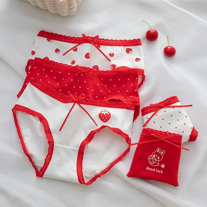 الفراولة الحمراء المطبوعة القطن سراويل المرأة منتصف الخصر ملخصات مثير الملابس الداخلية الإناث الملابس الداخلية مريحة السيدات جذوع