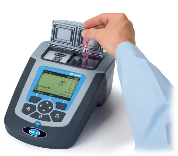 Spettrofotometro portatile HACH DR1900 Spettrofotometri Strumenti da laboratorio