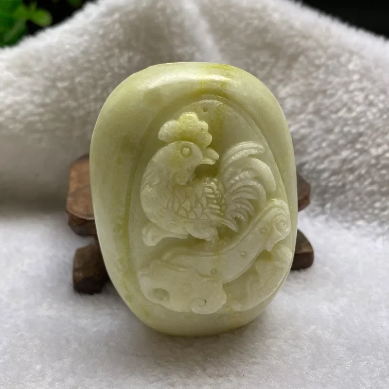 Natural Yellow White Handmade Carved Chicken Jade Pendant Fashionable Boutique Jewelry  Men's and Women's Twelve Zodiac Necklace