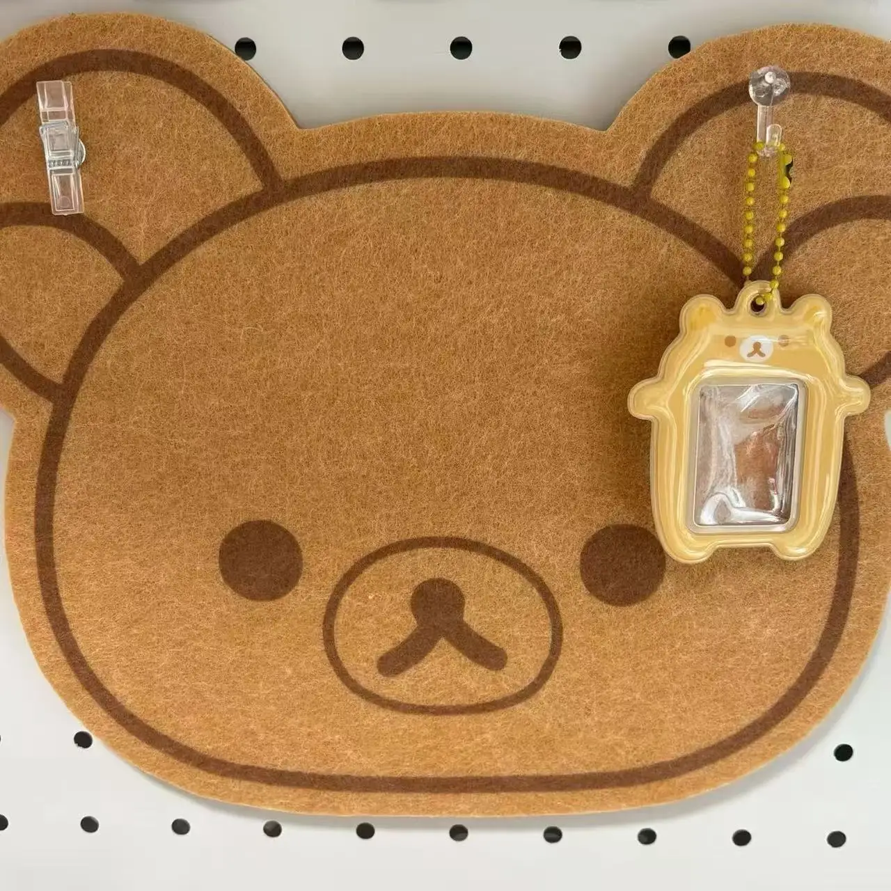 ورأى الدب المريح الجديد لطيف الكرتون لوحة الفلين الديكور صور جدار الجدار دون اللكم رسالة مجلس غرفة الديكور هدية